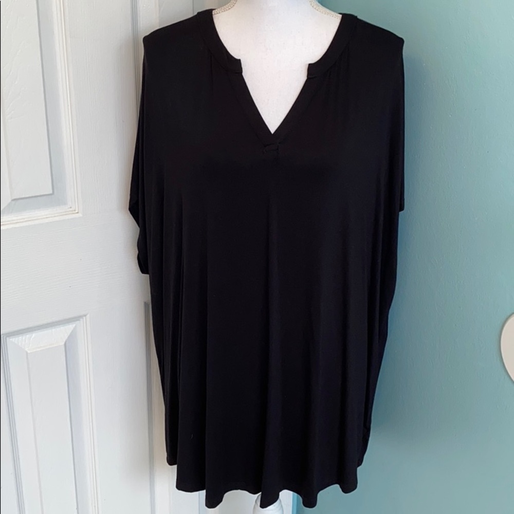 Torrid Black V-Neck Top NWOT